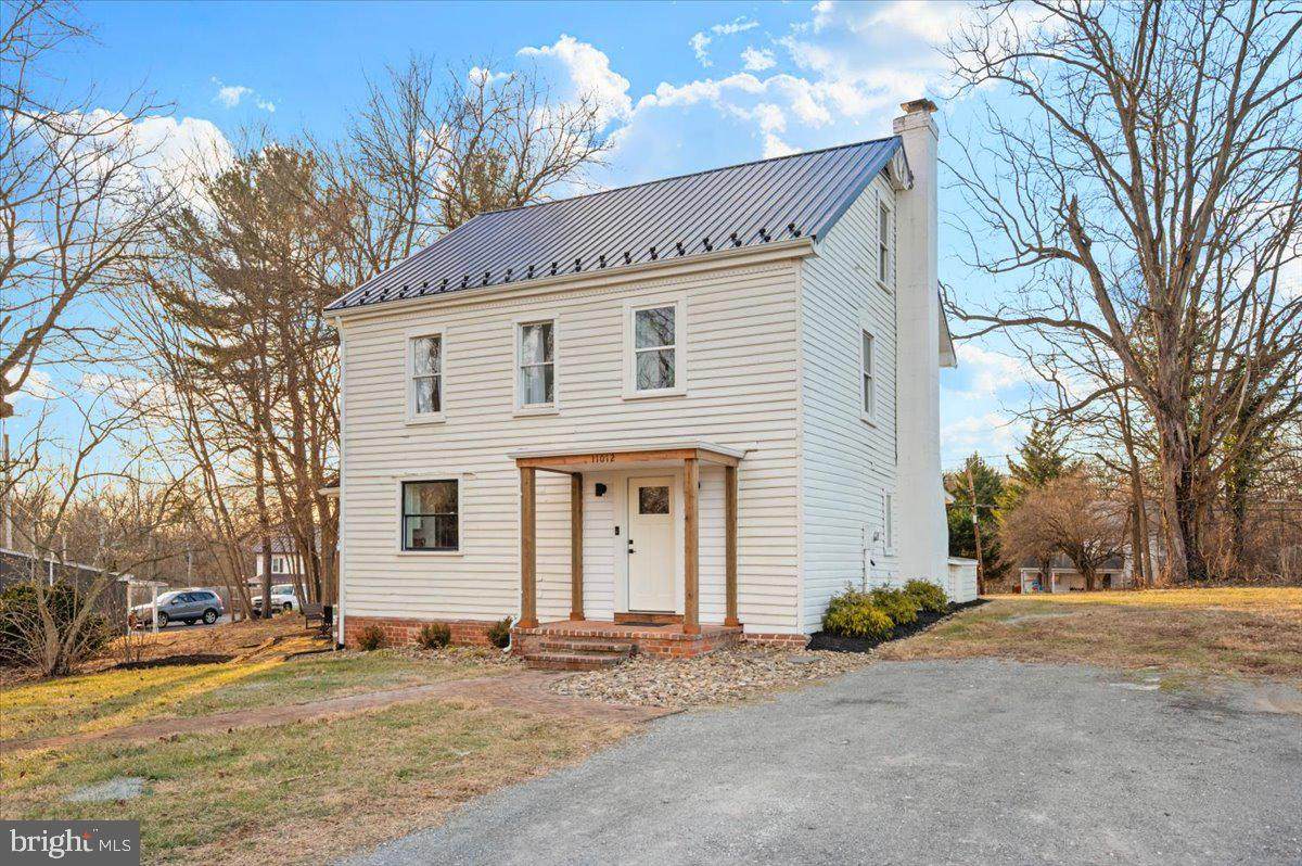 11012 Arnold Lane - Photo 1