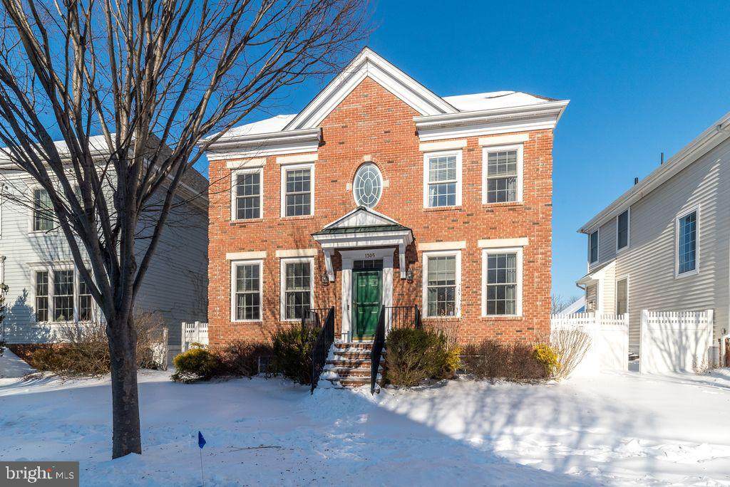 1305 Park Street - Photo 1