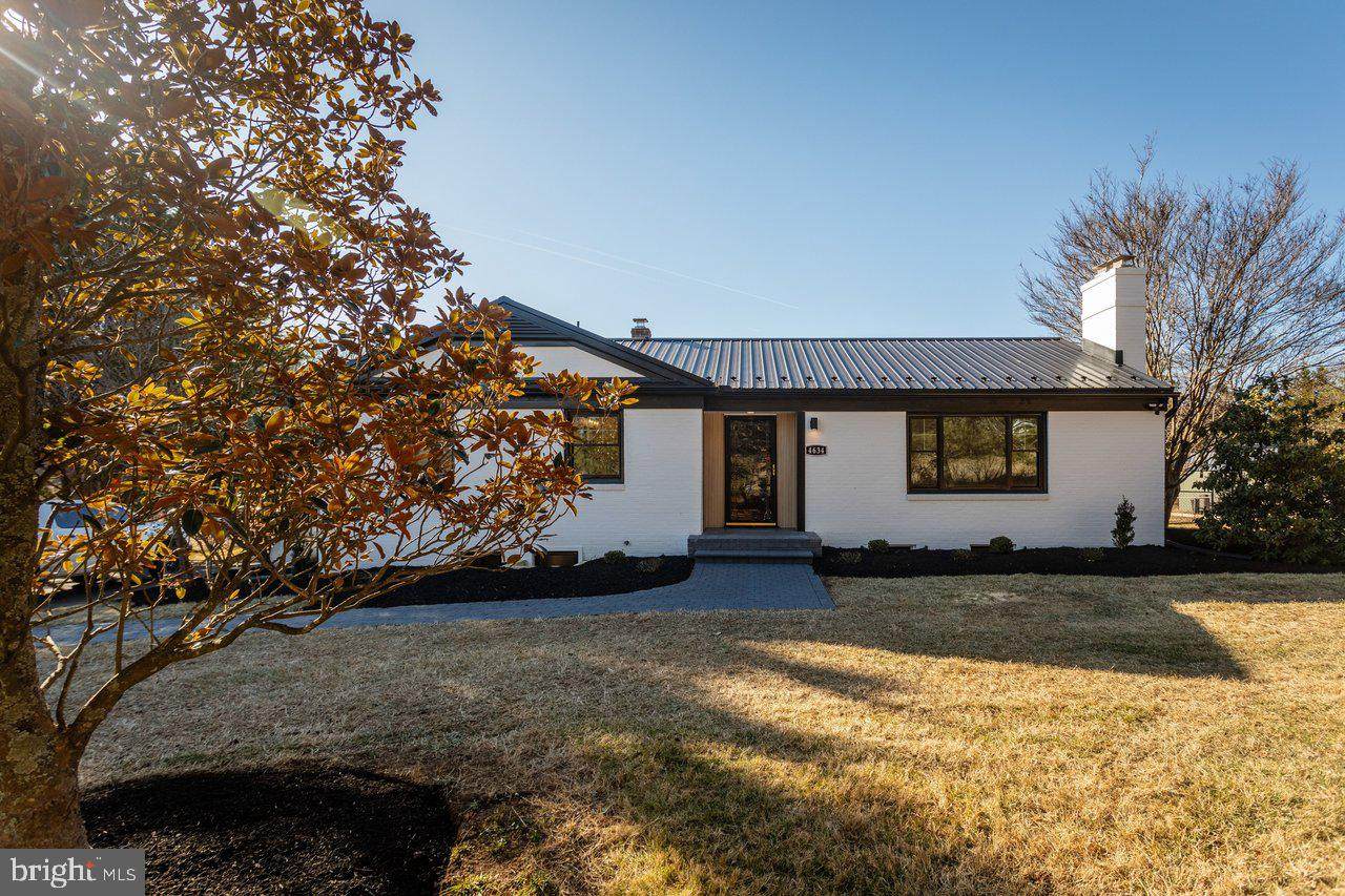 4634 Shen Lake Drive - Photo 1