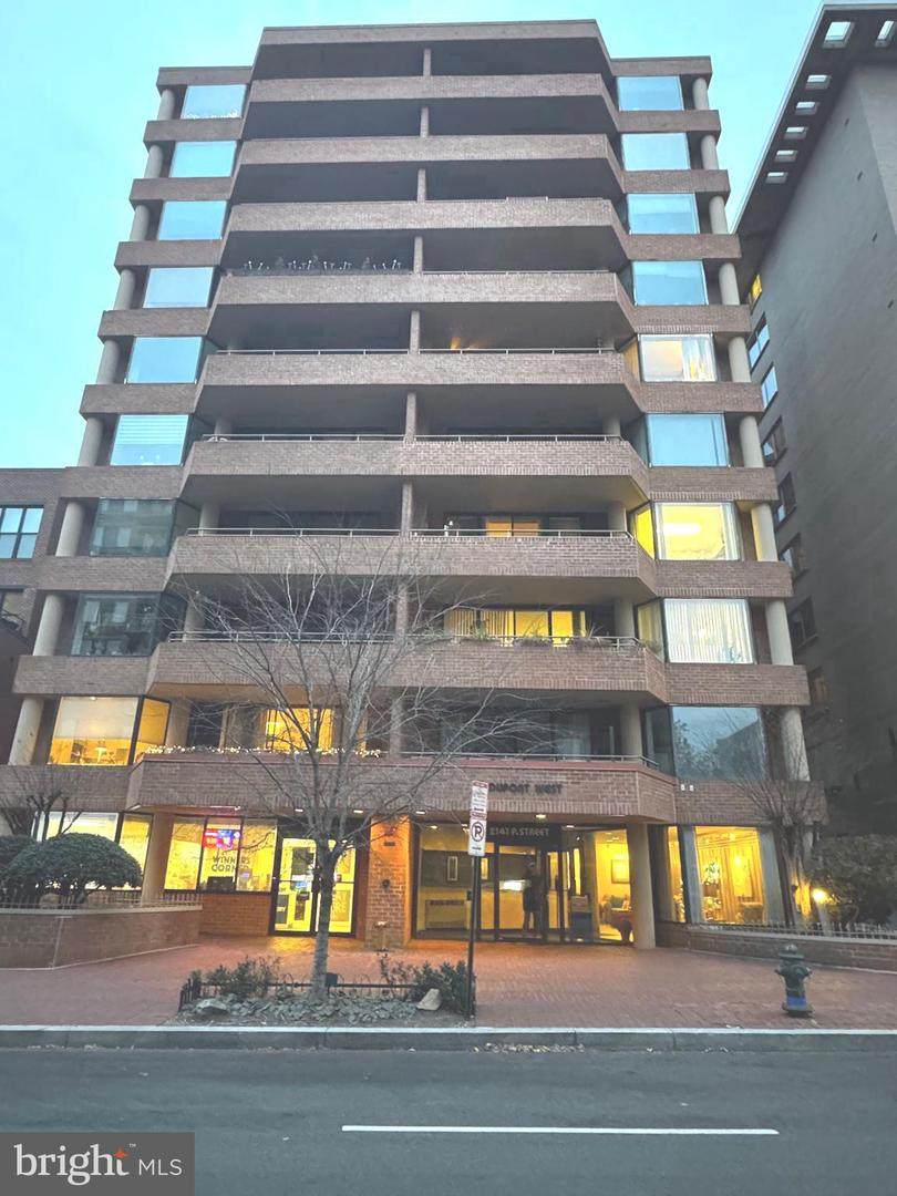 2141 P Street - Photo 1