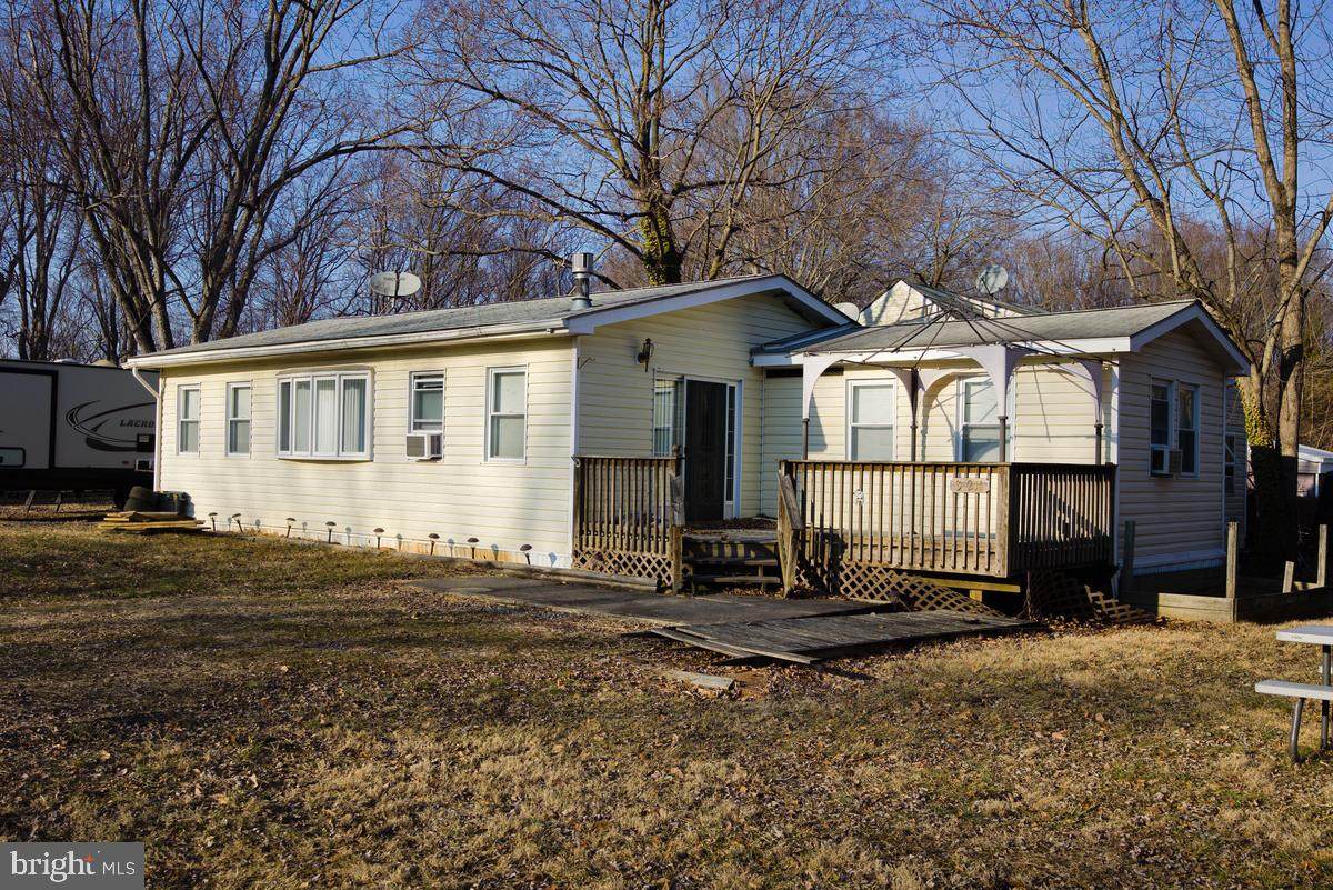 210,211 Ponca Lane - Photo 1