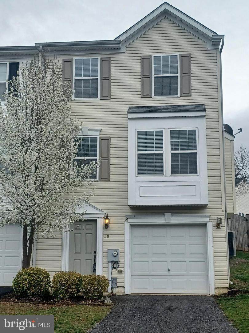 10 Lopez Drive - Photo 1