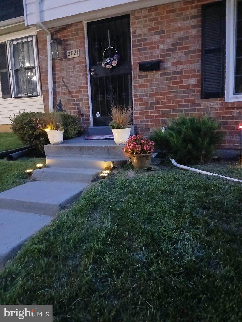 2021 Chadwick Terrace - Photo 1