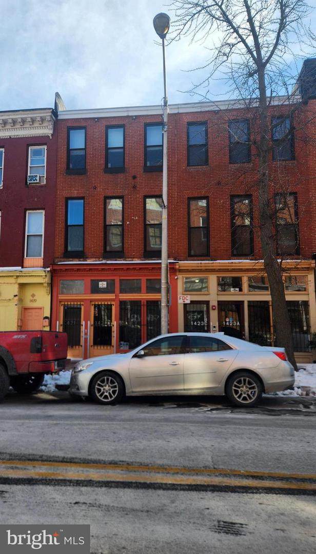 1421 Baltimore Street - Photo 1