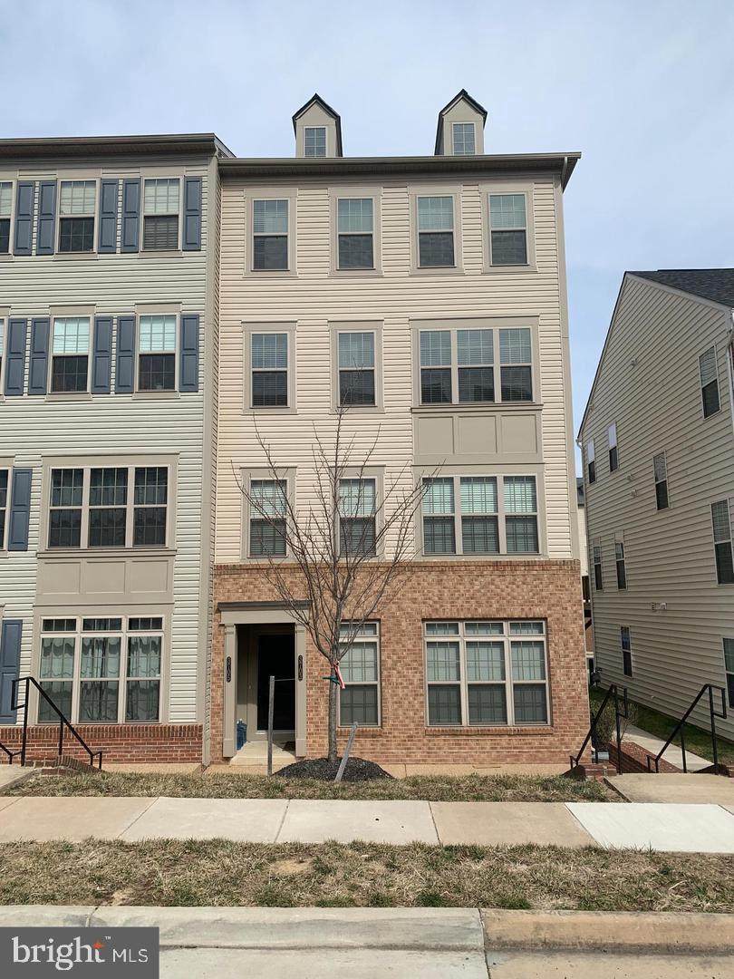 3705 Chippendale Circle - Photo 1