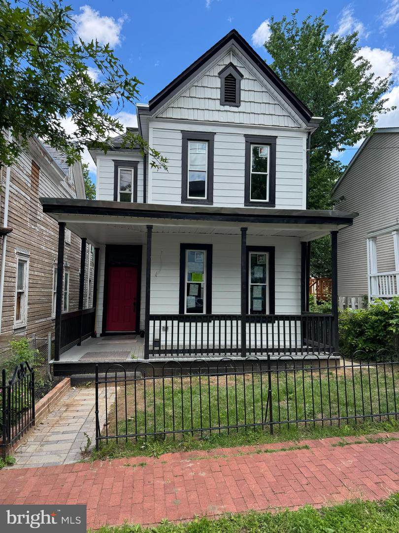 1358 Valley Place - Photo 1