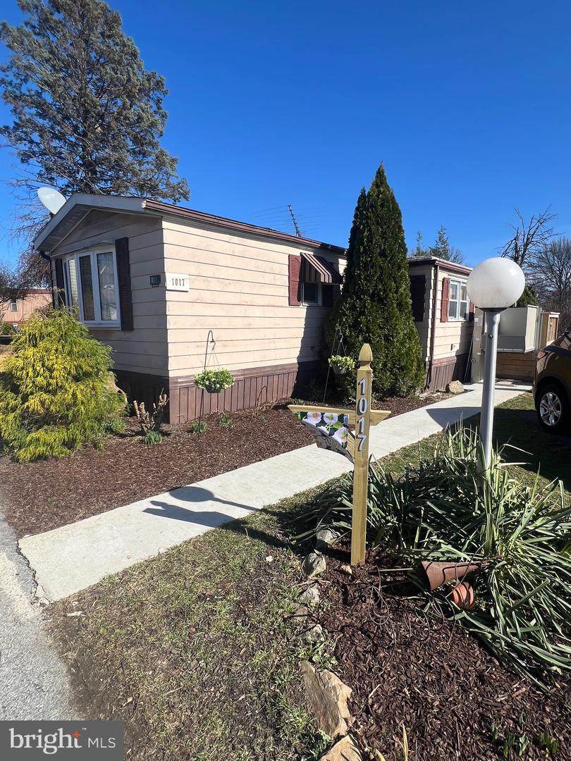 1017 Cherry Tree Xing - Photo 1