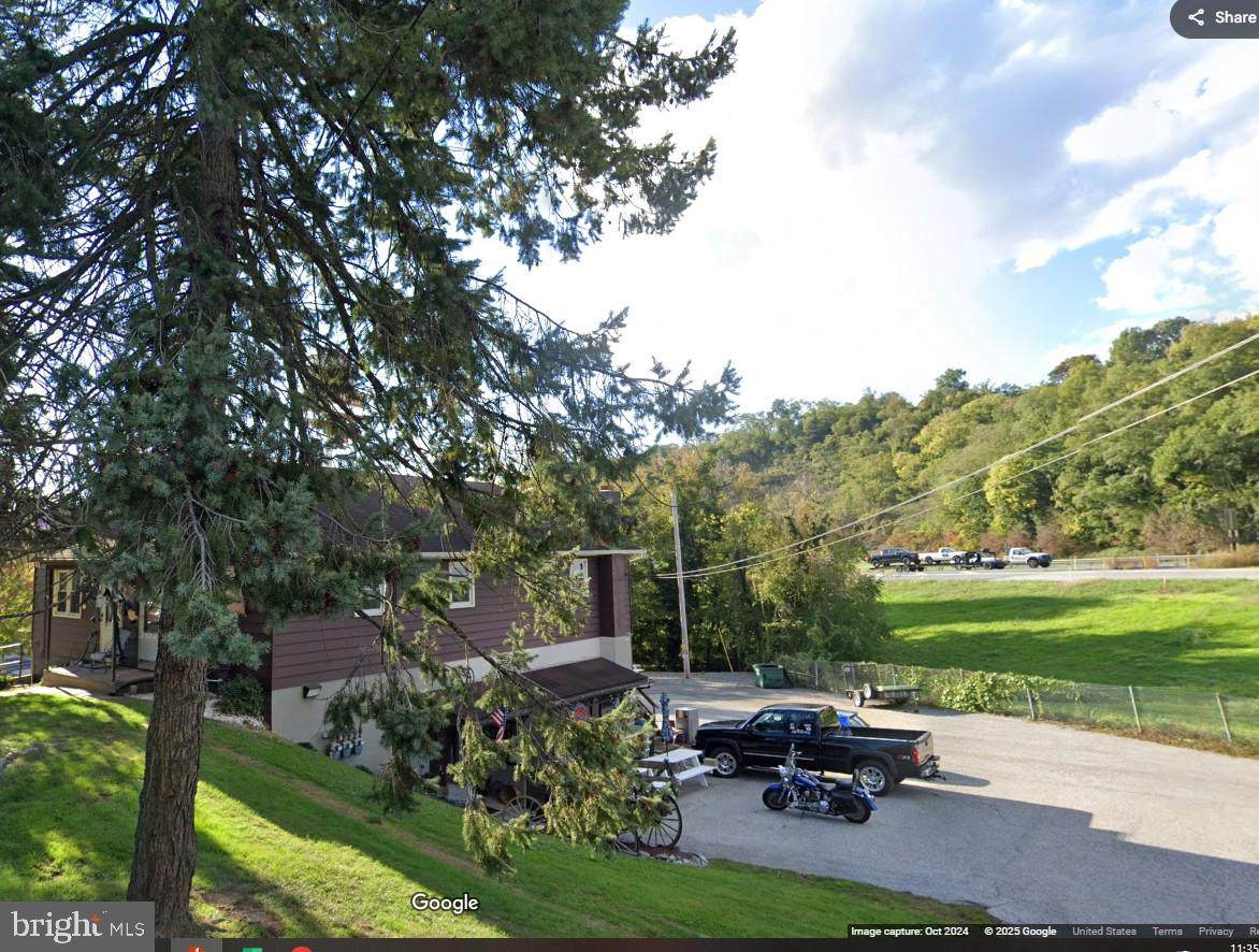 401-403 Linden Street - Photo 1