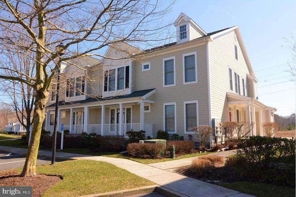 212 October Glory Avenue - Photo 1