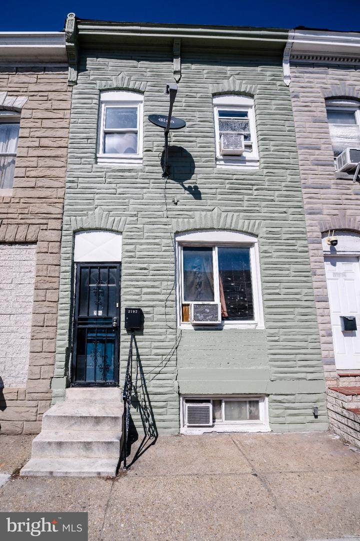 3702 Lombard Street - Photo 1