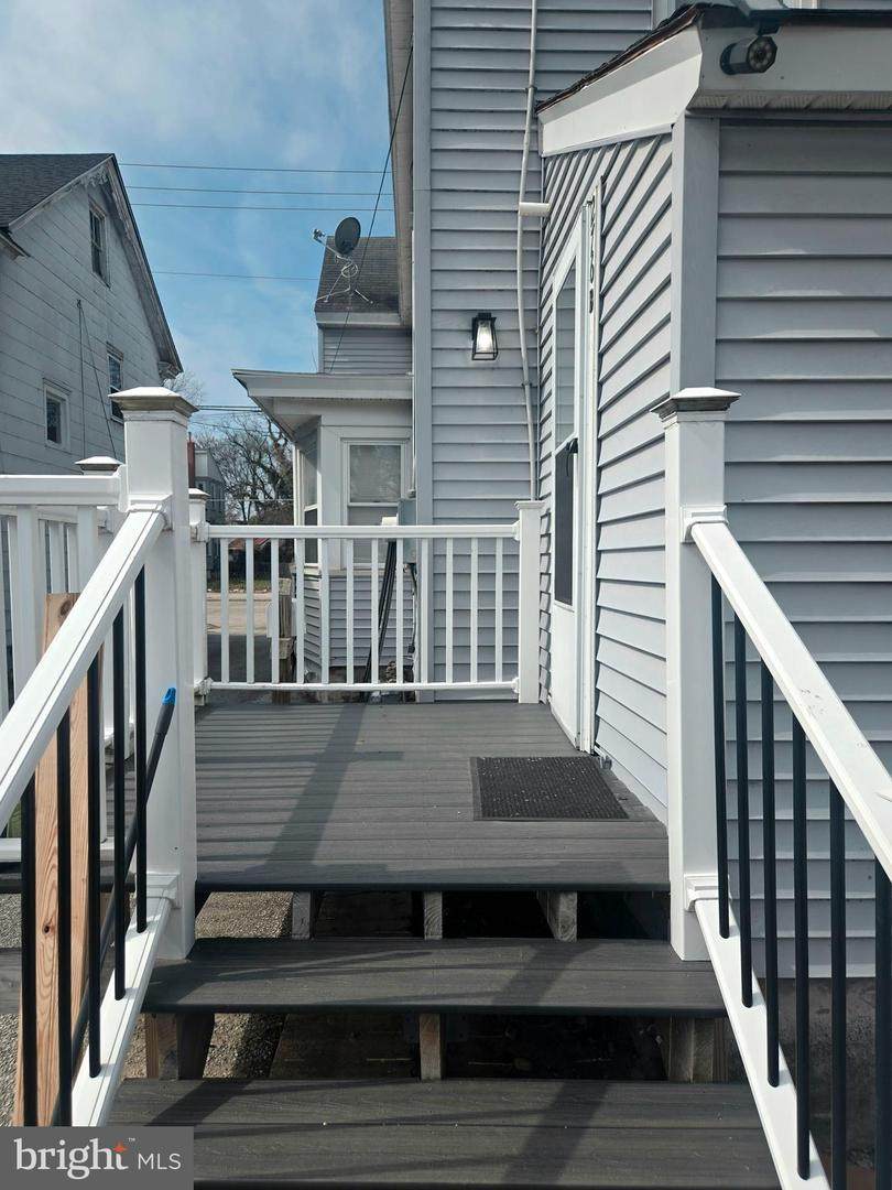 276 Broadway - Photo 1