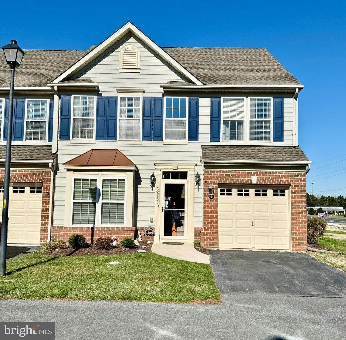 32285 Pelican Court - Photo 1