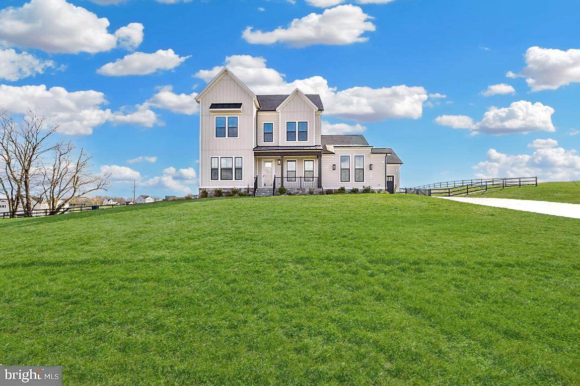 38732 Silver King Circle - Photo 1