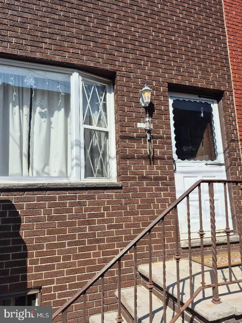 2114 Rosewood Street - Photo 1