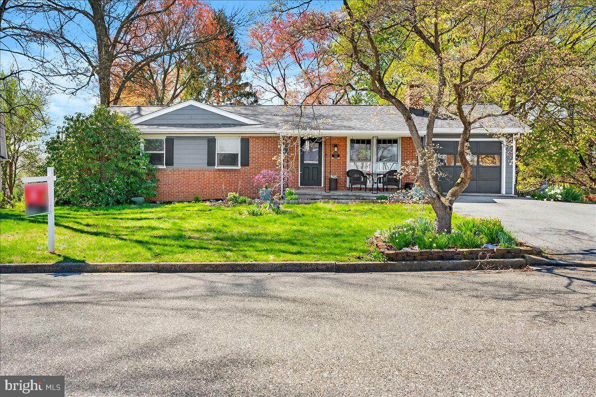 33 Fox Rock Drive - Photo 1