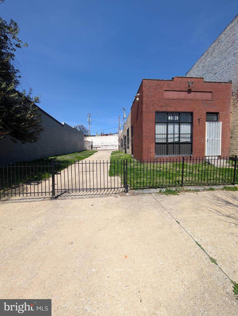 2004 Frederick Avenue - Photo 1