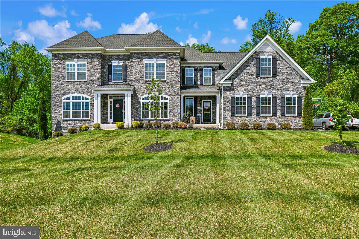 11107 King Gallahan Court - Photo 1
