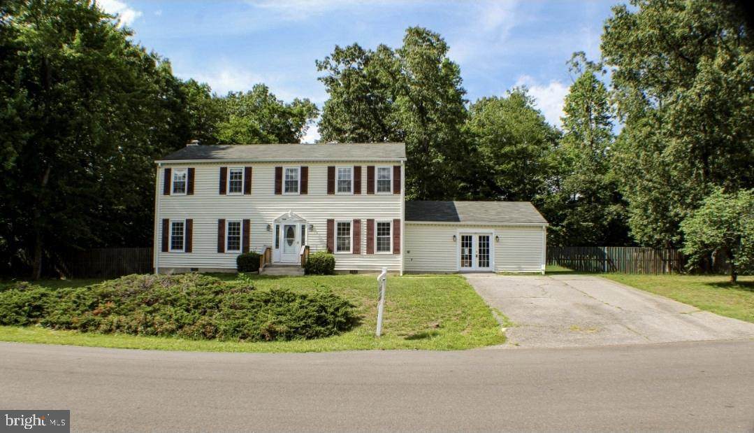 1389 Redwood Circle - Photo 1