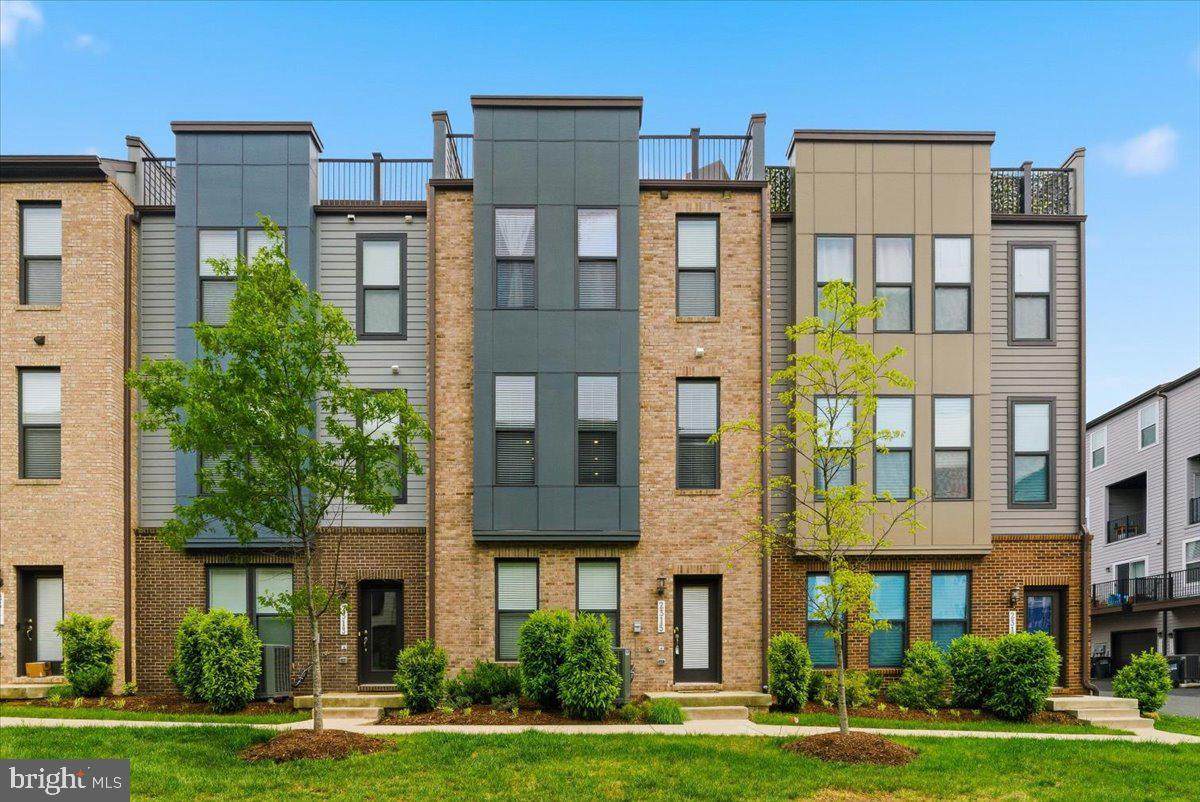 2315 Liberty Loop - Photo 1