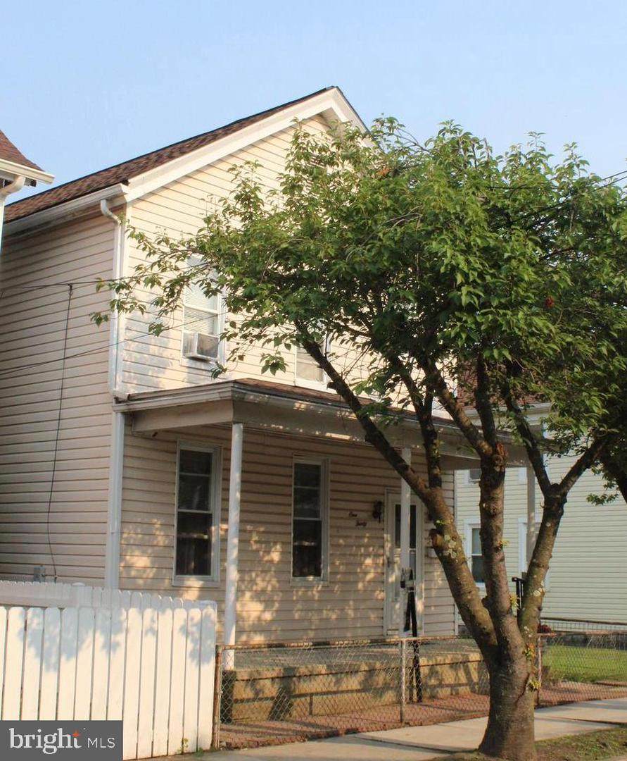 130 Oak Street - Photo 1