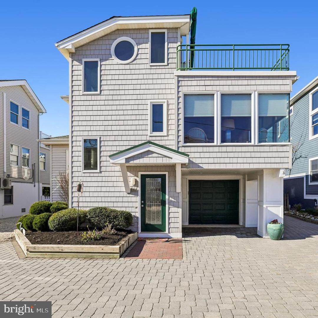 42 Cape Cod Lane - Photo 1