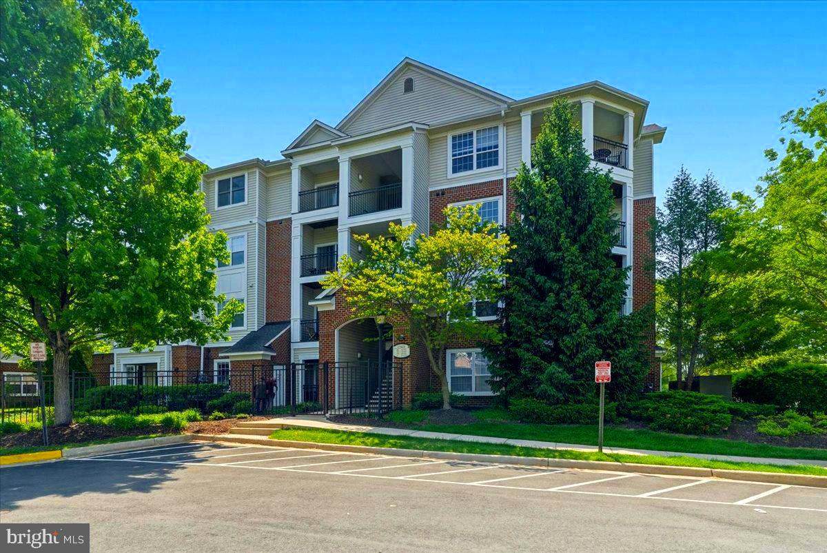 12901 Centre Park Circle - Photo 1