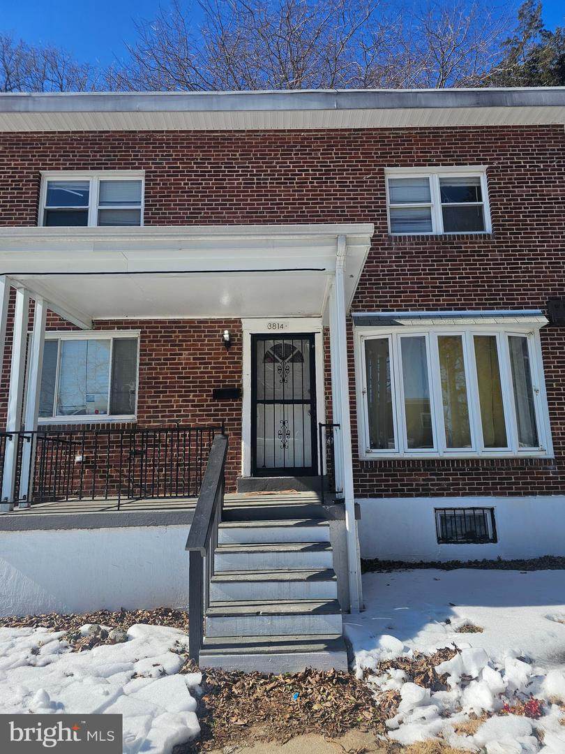 3814 Howard Park Avenue - Photo 1