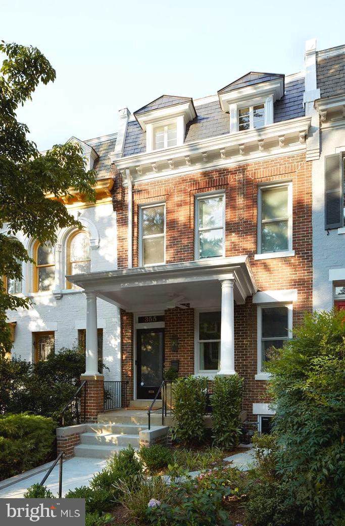2325 20TH Street - Photo 1