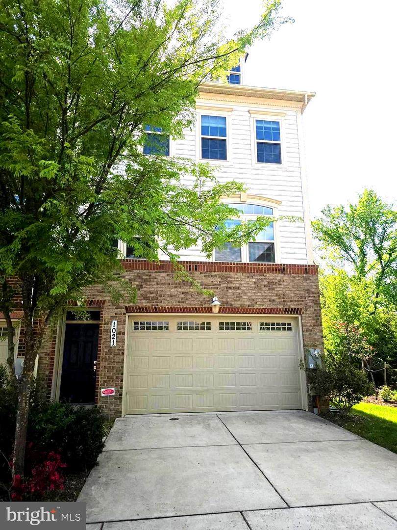 1021 Mutual Place - Photo 1