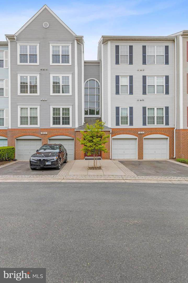 257 Pickett Street - Photo 1