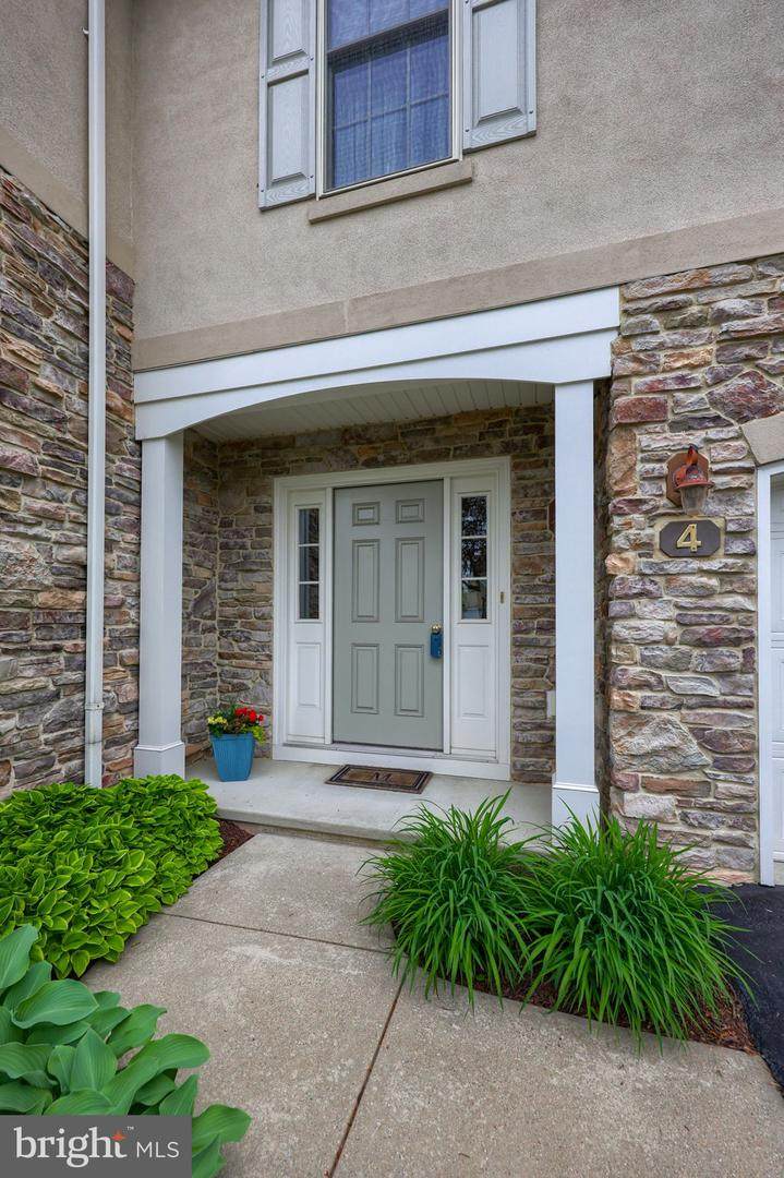 4 Rumford Court - Photo 1