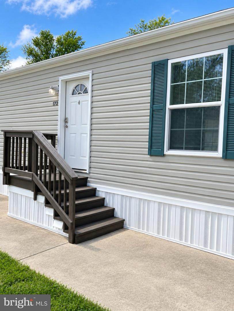 177 Omaha Avenue - Photo 1