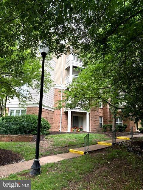 12915 Alton Square - Photo 1
