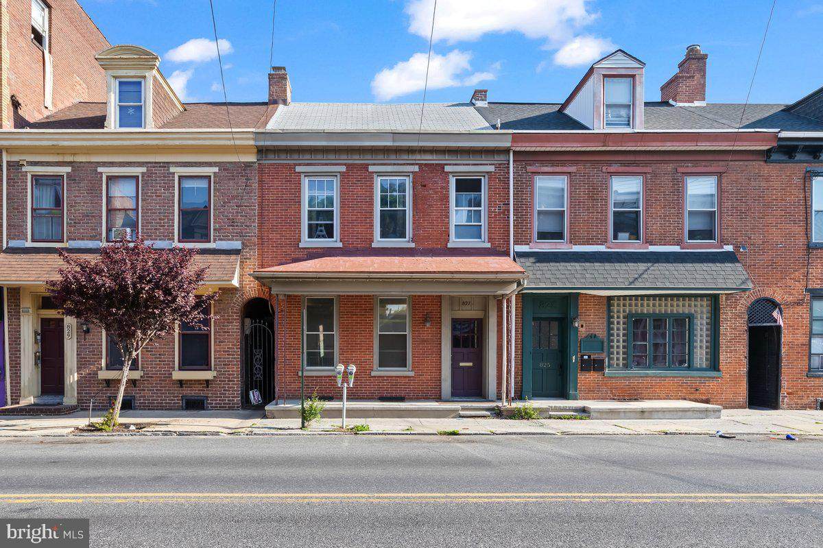 827 Chestnut Street - Photo 1