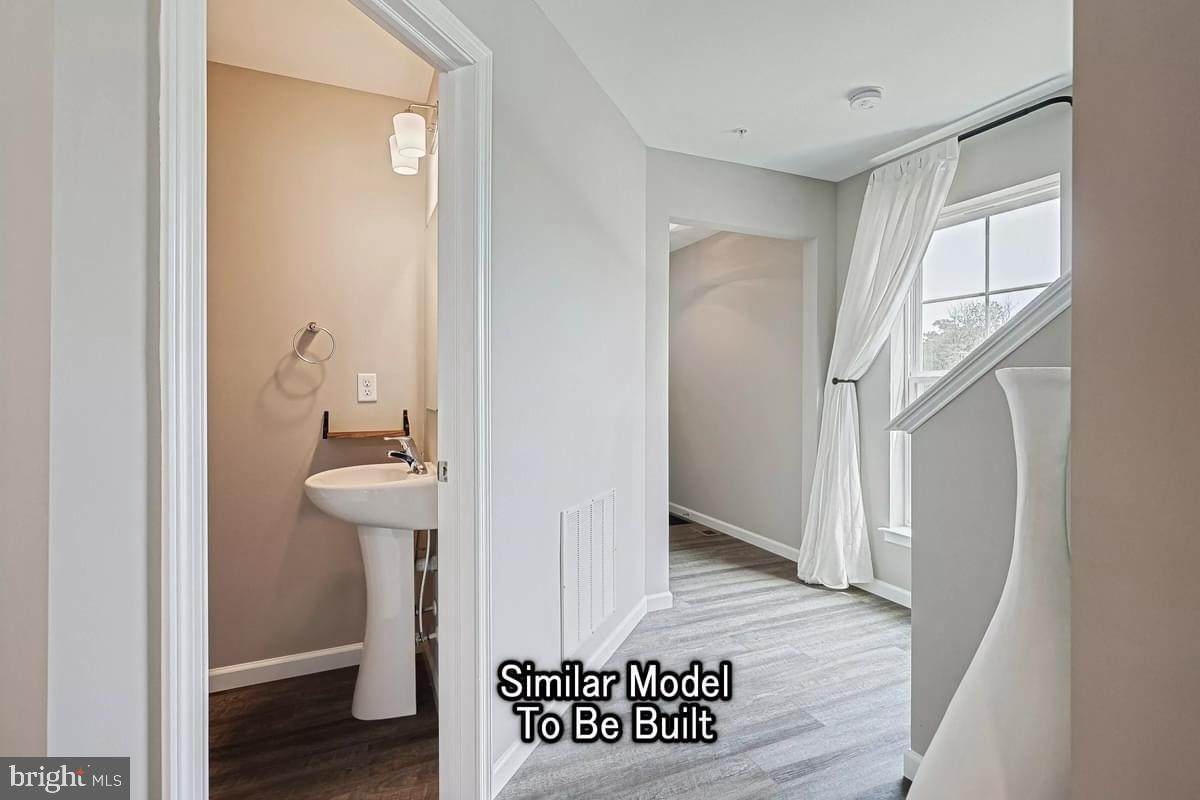 https://bt-photos.global.ssl.fastly.net/brightmls/orig_boomver_2_804946825802-2.jpg