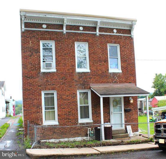 420 Chestnut Street - Photo 1