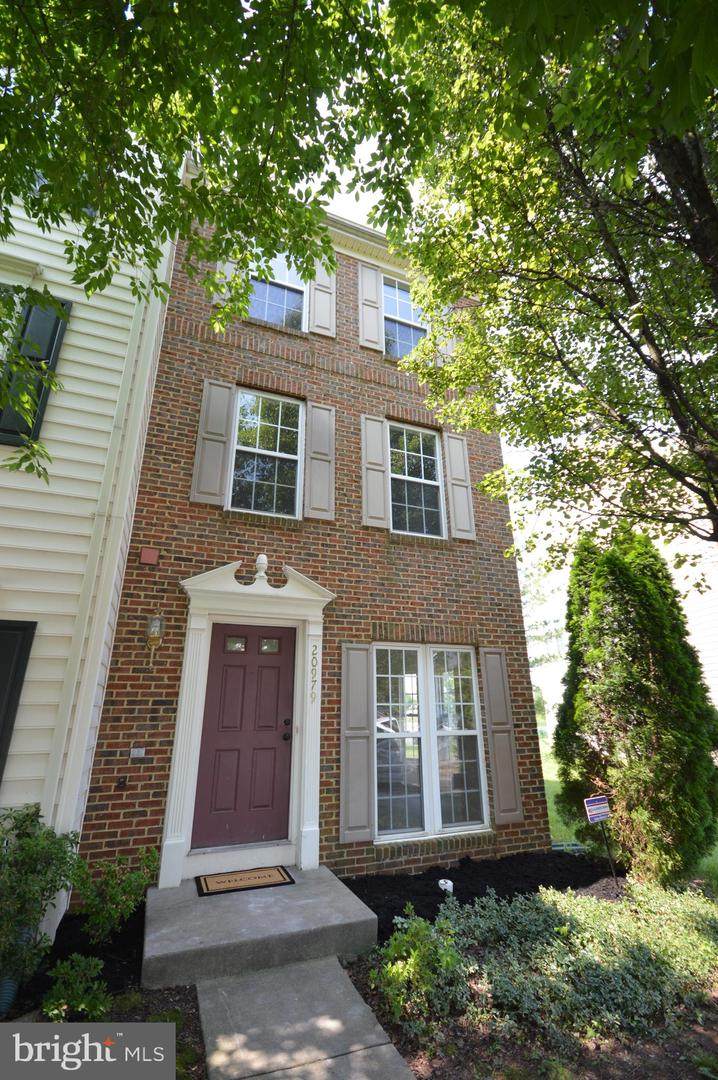 20979 Killawog Terrace - Photo 1