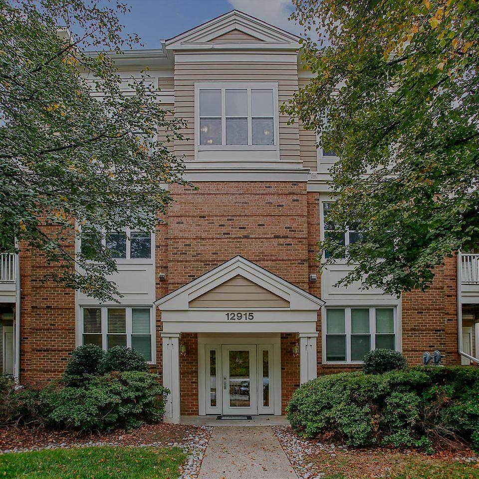 12915 Alton Square - Photo 1