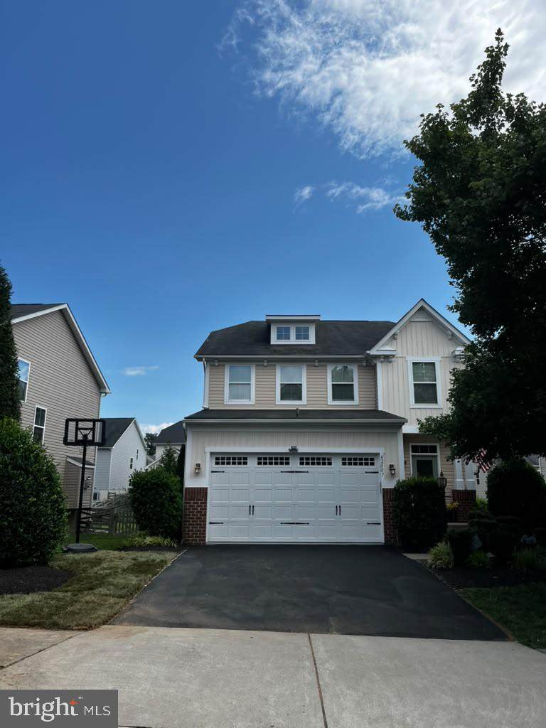 42007 Powells Farm Way - Photo 1
