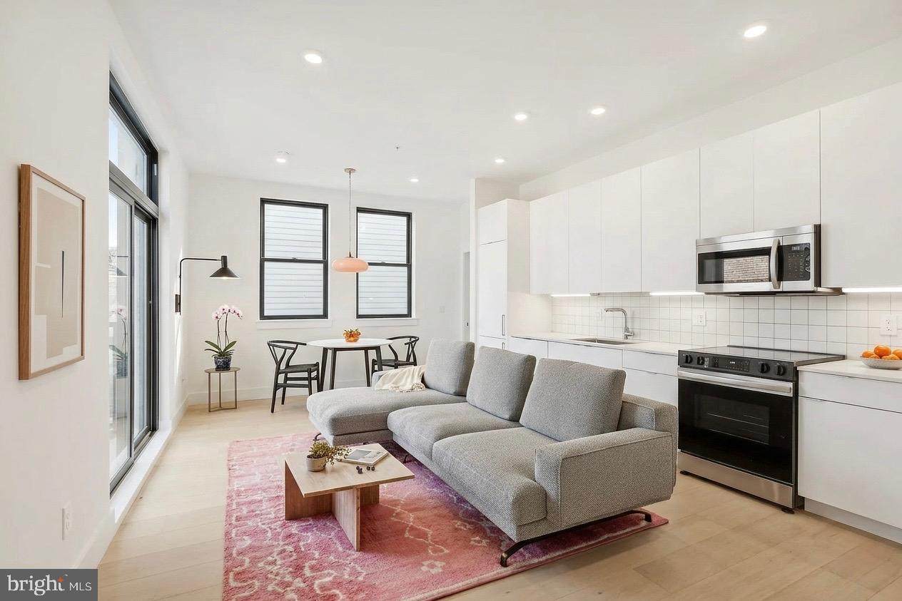 2406 Frankford Avenue - Photo 1