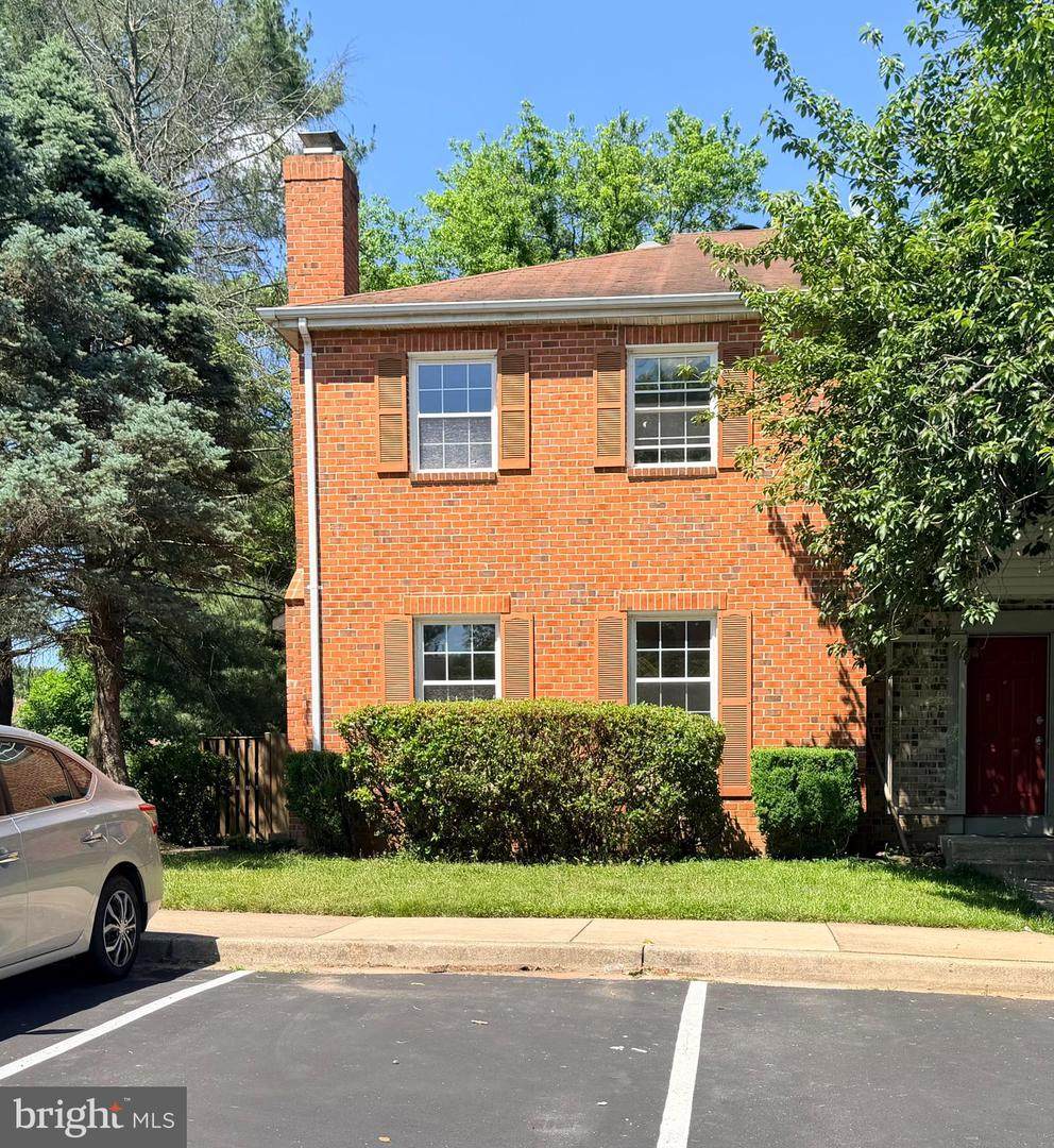 19533 Fetlock Drive - Photo 1
