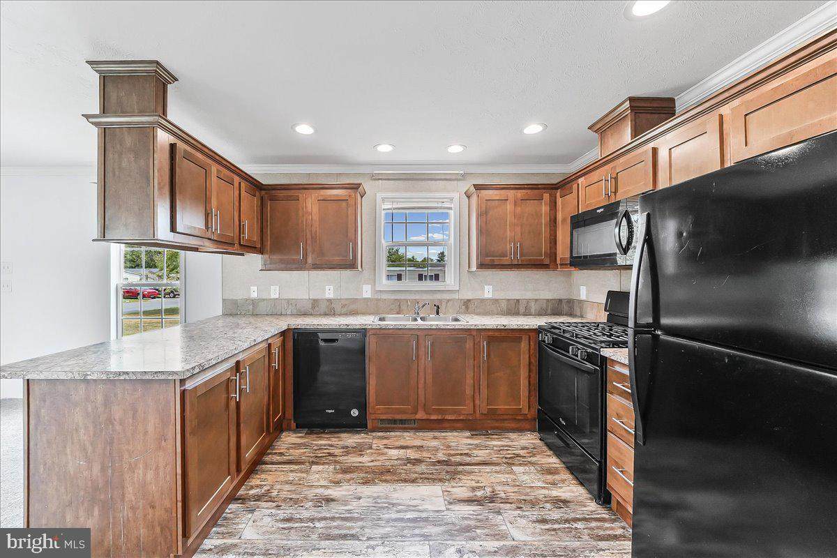 1061 Little Creek Rd - Photo 1