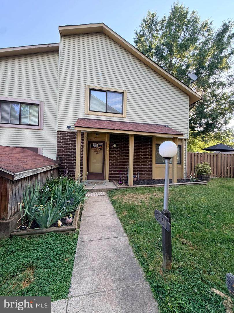 5691 Summer Oak Way - Photo 1