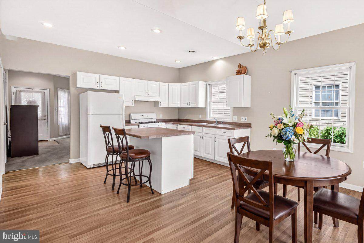 443 Parkview Lane - Photo 1