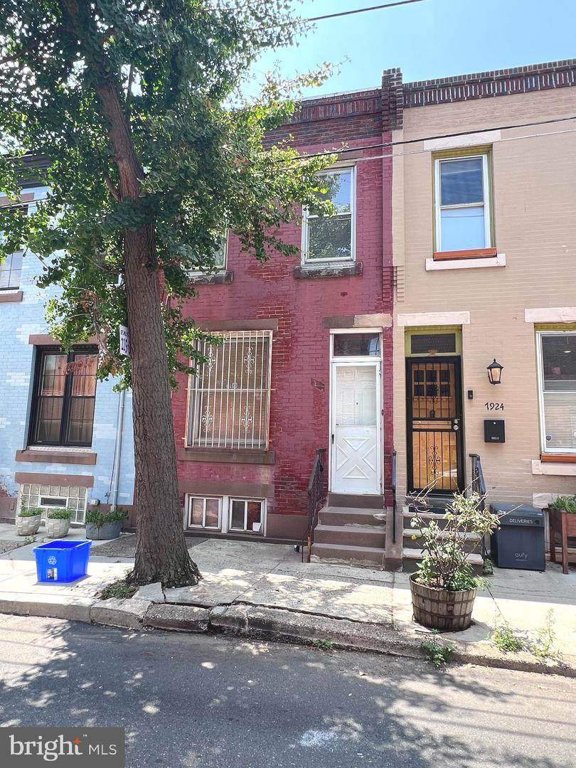 1926 Hazzard Street - Photo 1