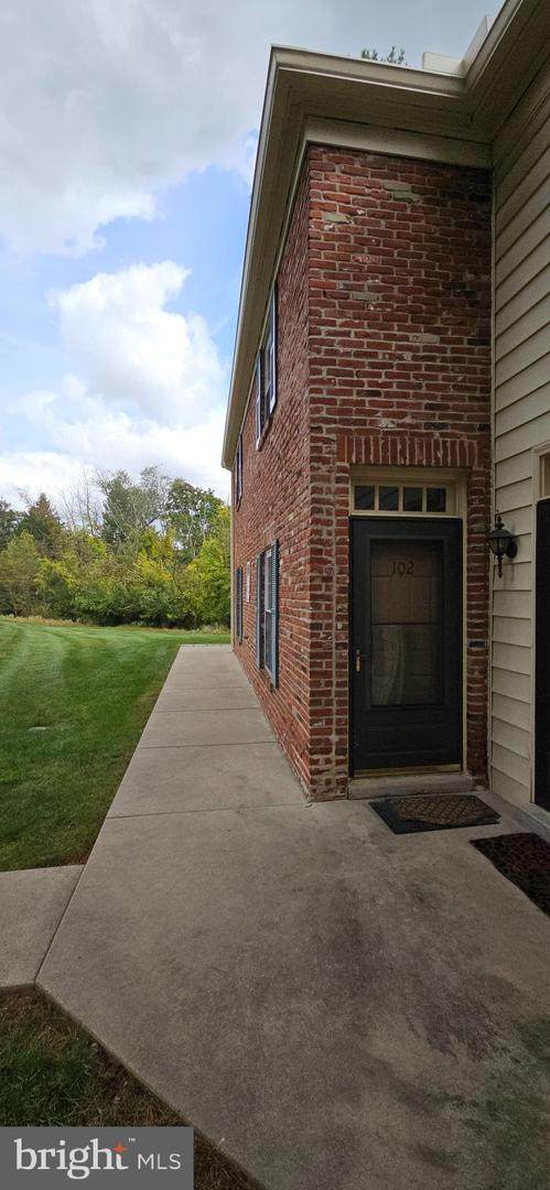 102 Ardwick Terrace - Photo 1