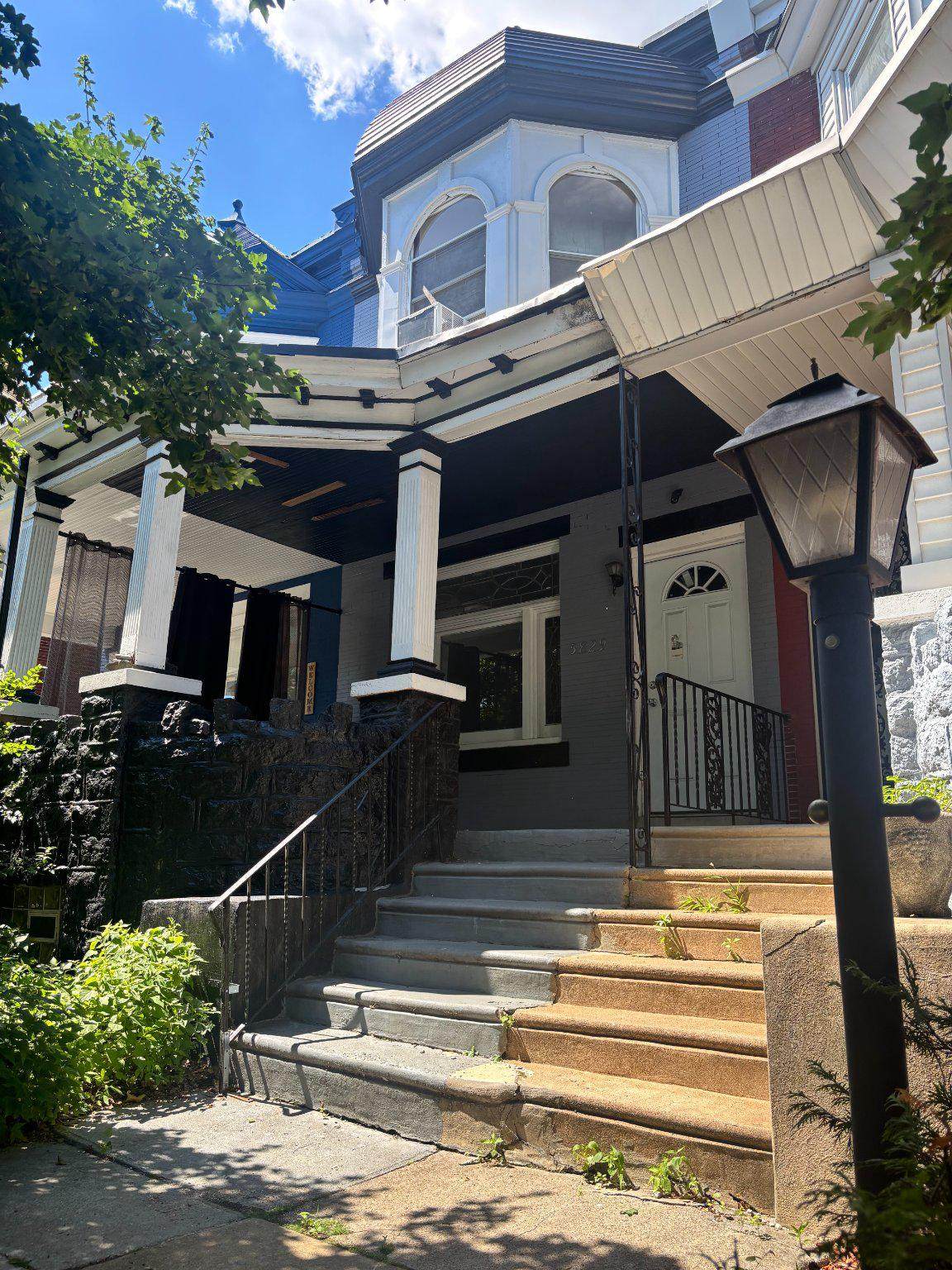 5829 Lansdowne Avenue - Photo 1