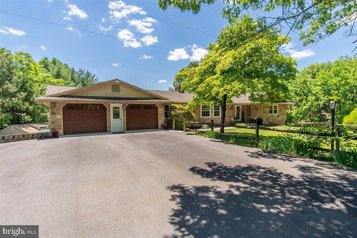 1618 Eagle School Road - Photo 1