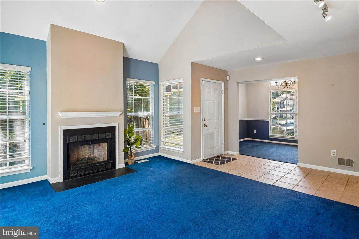 932 Yachtsman Way - Photo 1