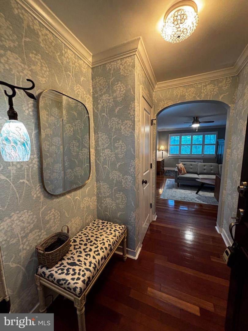 820 Washington Street - Photo 1